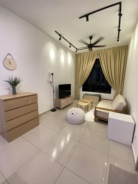 Servis Apartment untuk Disewa di B11 Parkland Residence - Julius Soo - Living Room - PropertyGuru.com.my