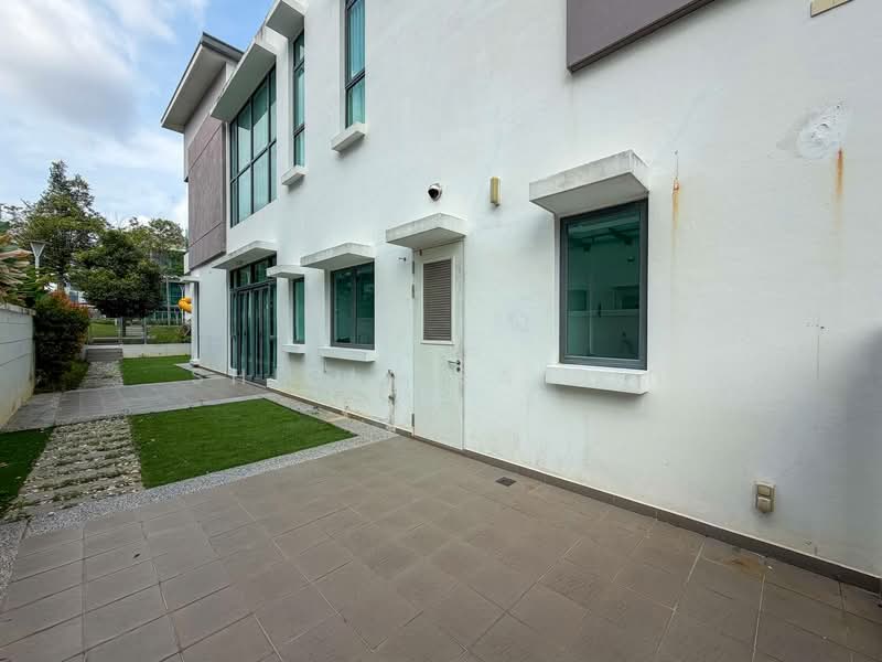 Semi-Detached House for Sale in Cyber 9 (Cyberjaya) - Shiqin Saidin - Exterior - PropertyGuru.com.my