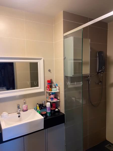 Servis Apartment untuk Disewa di LakePark Residence @ KL North - Yu Kelwis - Bathroom - PropertyGuru.com.my