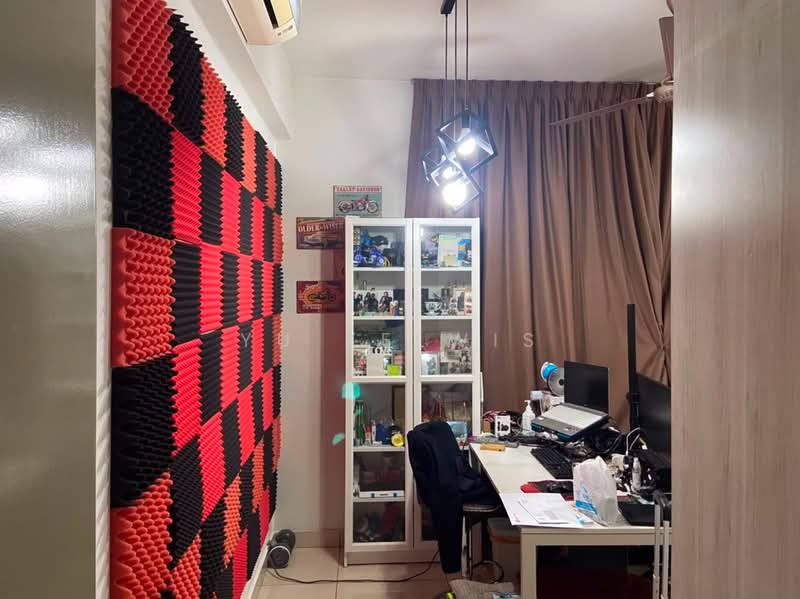 Servis Apartment untuk Disewa di LakePark Residence @ KL North - Yu Kelwis - Study - PropertyGuru.com.my