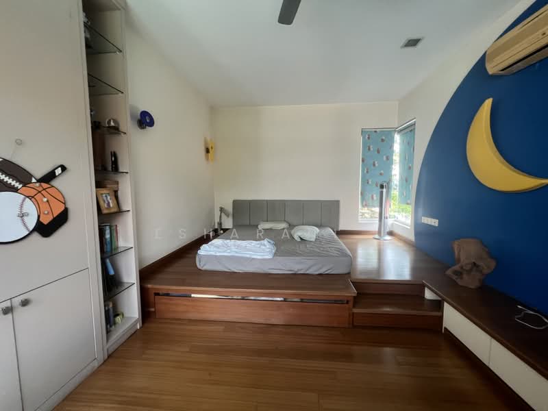 Bungalow for Sale in Bukit Gita Bayu (Seri Kembangan) - Esharani . - Bedroom - PropertyGuru.com.my