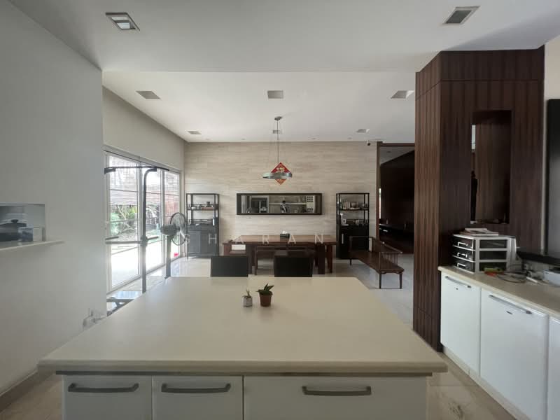 Bungalow for Sale in Bukit Gita Bayu (Seri Kembangan) - Esharani . - Dining Room - PropertyGuru.com.my