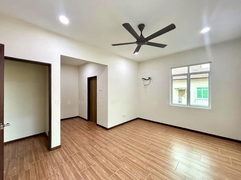 Rumah Teres 3 Tingkat untuk Disewa di Island Glades (Jelutong) - Gan Chun Kai - PropertyGuru.com.my