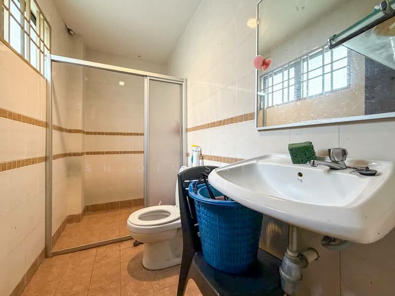Rumah Banglo untuk Dijual di Ampang (Selangor) - Shiqin Saidin - Bathroom - PropertyGuru.com.my