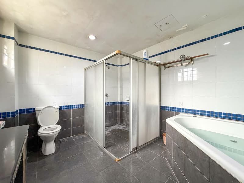 Rumah Banglo untuk Dijual di Ampang (Selangor) - Shiqin Saidin - Bathroom - PropertyGuru.com.my