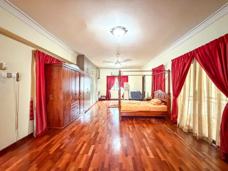 Rumah Banglo untuk Dijual di Ampang (Selangor) - Shiqin Saidin - Bedroom - PropertyGuru.com.my