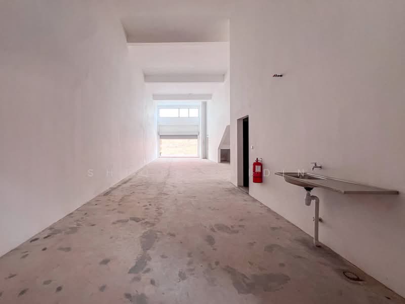 Shop for Sale in Banting (Selangor) - Shiqin Saidin - Interior - PropertyGuru.com.my
