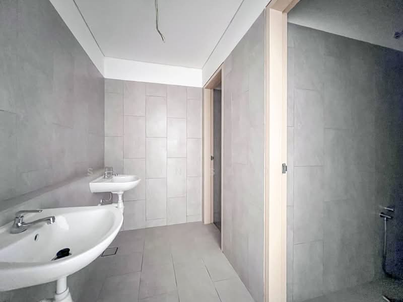 Shop for Sale in Banting (Selangor) - Shiqin Saidin - Bathroom - PropertyGuru.com.my