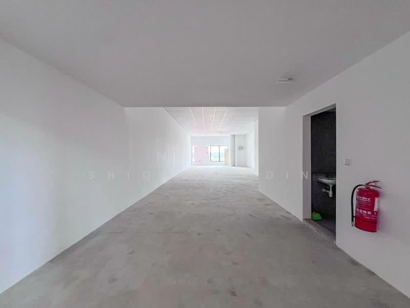 Shop for Sale in Banting (Selangor) - Shiqin Saidin - Interior - PropertyGuru.com.my