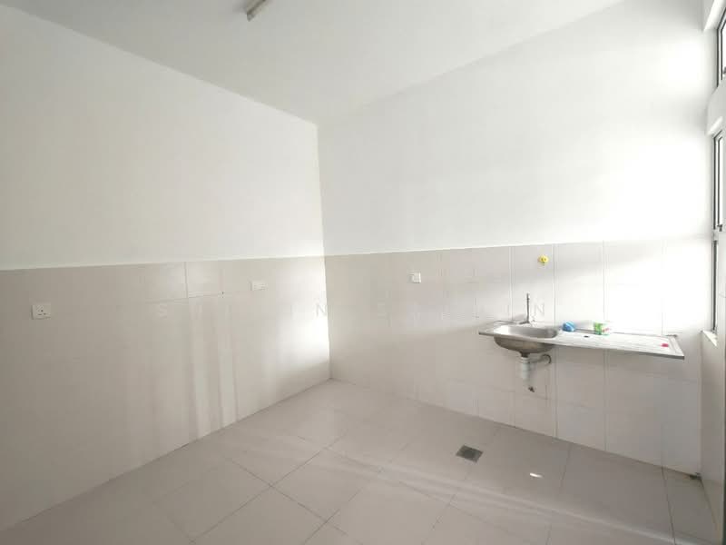 Cluster House for Sale in Alam Suria (Puncak Alam) - Shiqin Saidin - Kitchen - PropertyGuru.com.my