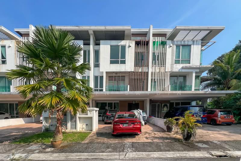 Rumah Teres 3 Tingkat untuk Dijual di Cyberjaya (Selangor) - Shiqin Saidin - Exterior - PropertyGuru.com.my