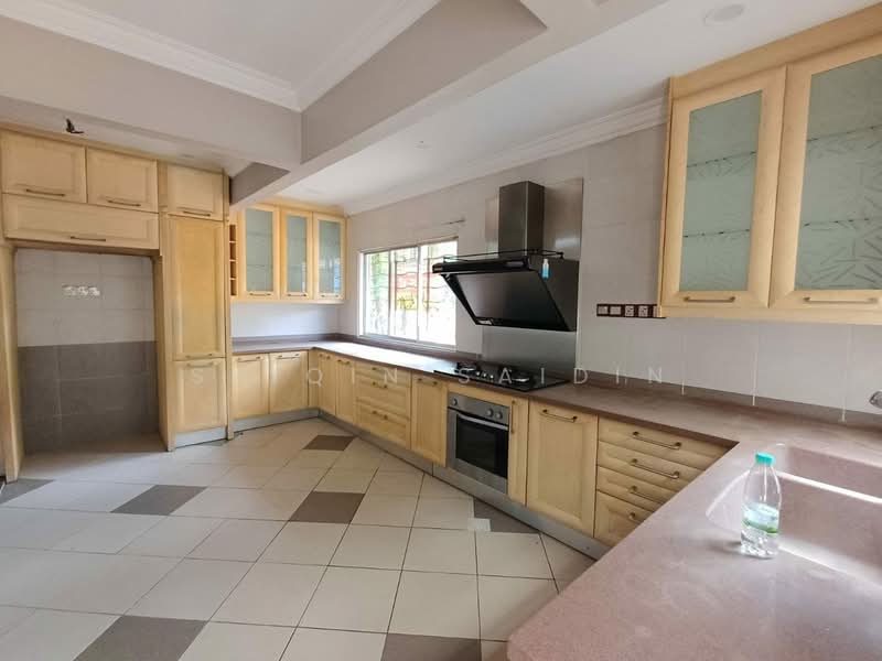 Rumah Teres 2 Tingkat untuk Dijual di Seksyen 11 (Kota Damansara) - Shiqin Saidin - Kitchen - PropertyGuru.com.my