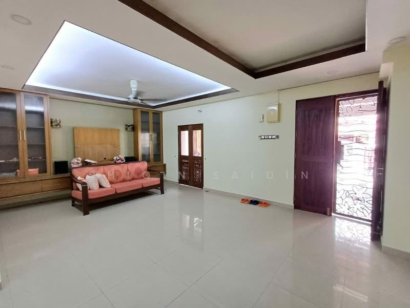 Rumah Teres 2 Tingkat untuk Dijual di Seksyen 11 (Kota Damansara) - Shiqin Saidin - Living Room - PropertyGuru.com.my