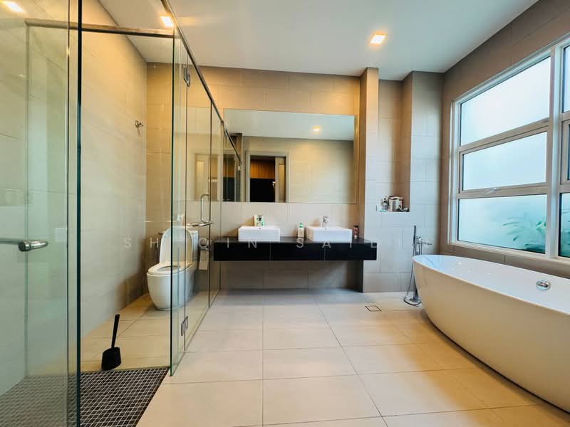 Bungalow House untuk Disewa di Denai Alam (Shah Alam) - Shiqin Saidin - Bathroom - PropertyGuru.com.my