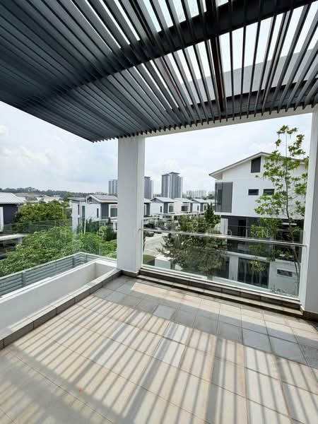 Bungalow House for Sale in Cyberjaya (Selangor) - Shiqin Saidin - Balcony - PropertyGuru.com.my