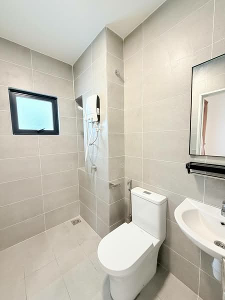 Rumah Teres 2-Tingkat untuk Dijual di Cyberjaya (Selangor) - Shiqin Saidin - Bathroom - PropertyGuru.com.my