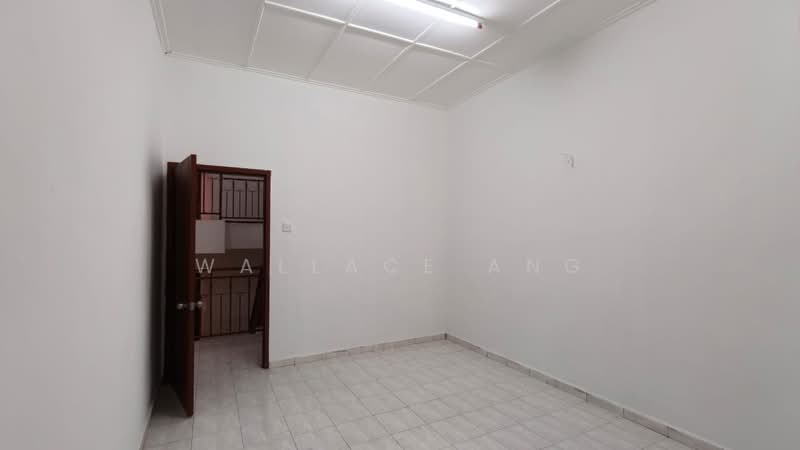 Rumah Teres 1.5-Tingkat untuk Dijual di Taman Bukit Jaya (Ulu Tiram) - Wallace Ang - PropertyGuru.com.my