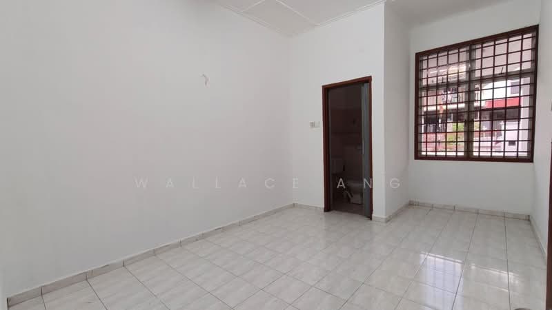 Rumah Teres 1.5-Tingkat untuk Dijual di Taman Bukit Jaya (Ulu Tiram) - Wallace Ang - PropertyGuru.com.my