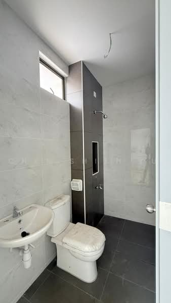 Terraced House for Sale in Skudai (Johor) - Chen Shieh Yu - Bathroom - PropertyGuru.com.my