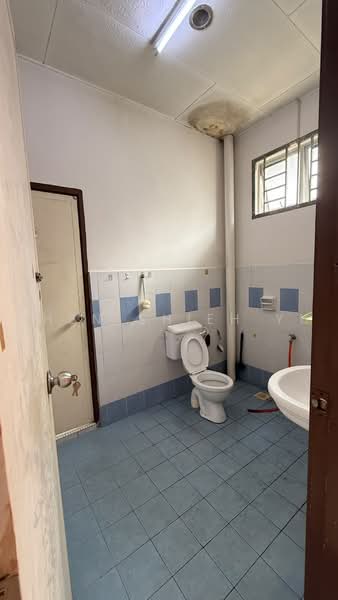 2-storey Terraced House for Sale in Taman Nusa Bestari 2 (Iskandar Puteri (Nusajaya)) - Chen Shieh Yu - Bathroom - PropertyGuru.com.my