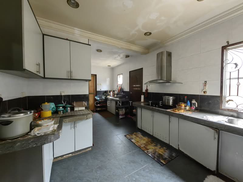 Semi-Detached House for Sale in Kuala Selangor (Selangor) - Vincent Tee - Kitchen - PropertyGuru.com.my