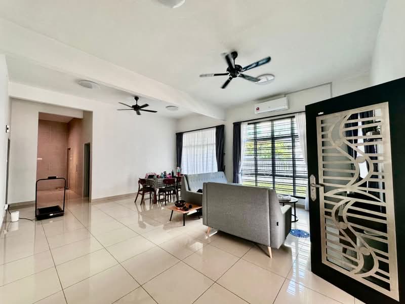 Cluster House for Sale in Taman Pulau Hijauan (Skudai) - Pauline Goh - PropertyGuru.com.my