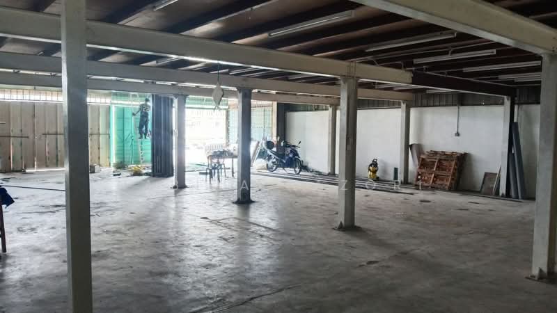 Warehouse for Rent in Tunjong (Kota Bharu) - Nabila Nazori - Interior - PropertyGuru.com.my