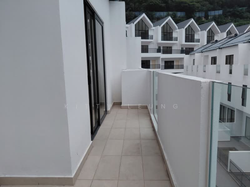 Rumah Teres 4-Tingkat untuk Disewa di Damansara Perdana (Selangor) - Kitty Leung - Balcony - PropertyGuru.com.my