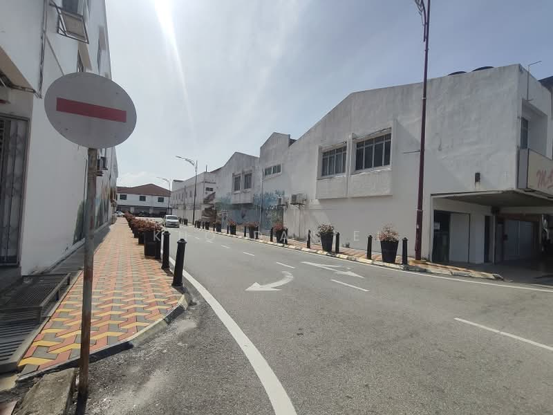 Shop / Office for Sale in Kuala Selangor (Selangor) - Kho Daniel - Exterior - PropertyGuru.com.my