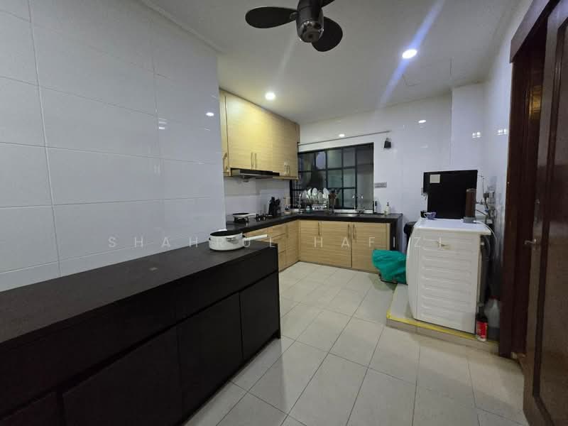 Kondominium untuk Disewa di Corinthian Condominium - Shahrul Hafizi - Kitchen - PropertyGuru.com.my