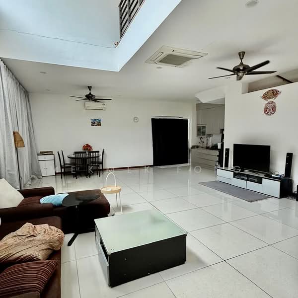 Rumah Berkembar untuk Dijual di Senibong (Permas Jaya) - MekMek Fong - PropertyGuru.com.my