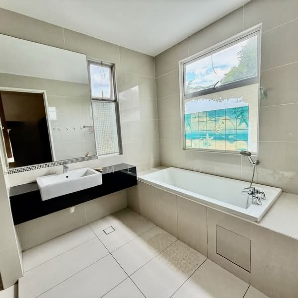 Rumah Berkembar untuk Dijual di Senibong (Permas Jaya) - MekMek Fong - PropertyGuru.com.my