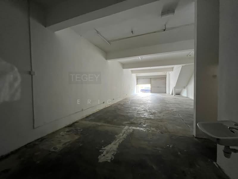 Shop / Office for Rent in Puncak Alam (Selangor) - Eric Yap - Interior - PropertyGuru.com.my
