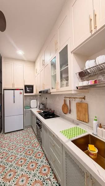 2-storey Terraced House for Sale in Setia Safiro (Cyberjaya) - BILYA ARIFF - Kitchen - PropertyGuru.com.my