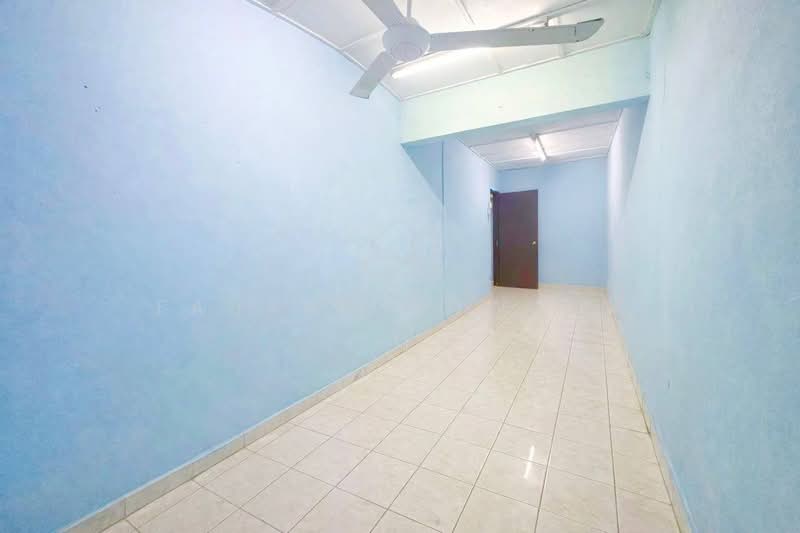 2-storey Terraced House for Sale in Taman Serdang Raya (Seri Kembangan) - Fauran Nawawi - PropertyGuru.com.my