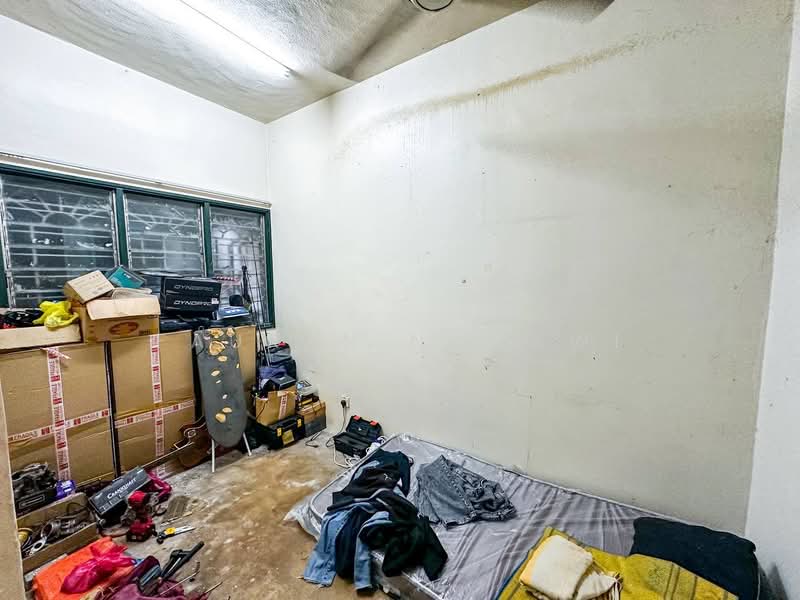 2-storey Terraced House for Sale in Taman Desa Serdang (Seri Kembangan) - Fauran Nawawi - PropertyGuru.com.my