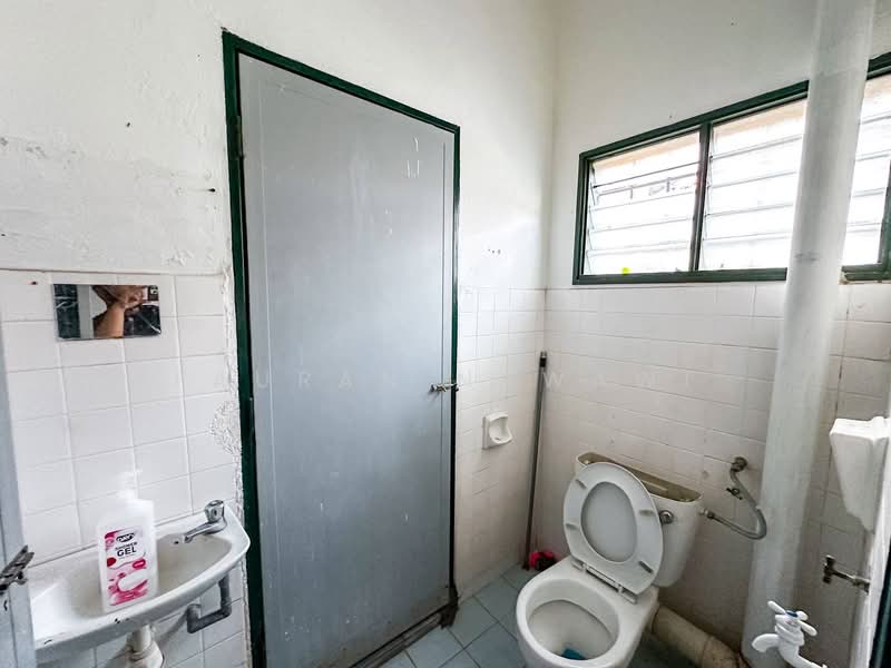 2-storey Terraced House for Sale in Taman Desa Serdang (Seri Kembangan) - Fauran Nawawi - PropertyGuru.com.my