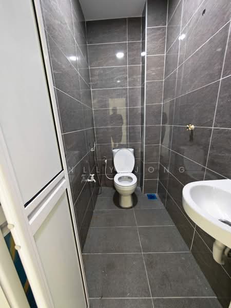 Rumah Teres 2-Tingkat untuk Dijual di Taman Nusantara Prima (Gelang Patah) - Janlly Jong - Bathroom - PropertyGuru.com.my