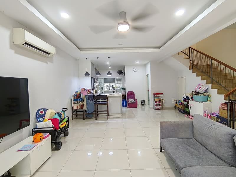 2-storey Terraced House for Sale in Cyberjaya (Selangor) - Ashraff Daniel - Living Room - PropertyGuru.com.my