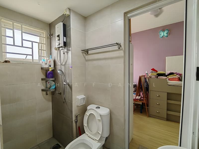 2-storey Terraced House for Sale in Cyberjaya (Selangor) - Ashraff Daniel - Bathroom - PropertyGuru.com.my