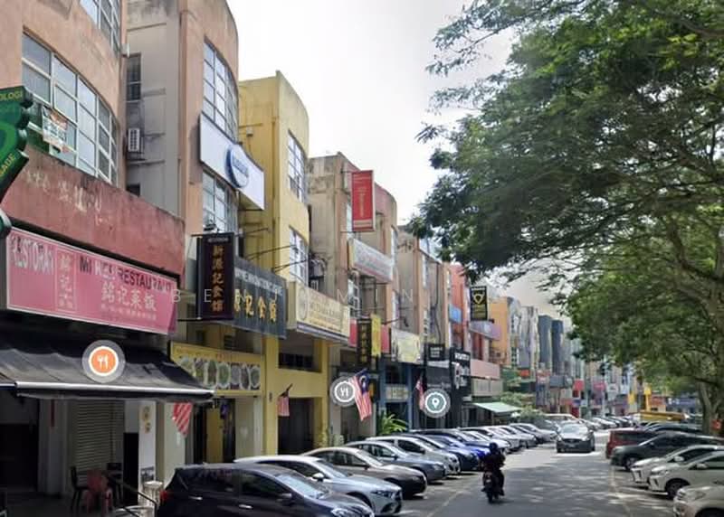 Shop for Rent in Bandar Sri Damansara (Selangor) - Benjamin Lai - Exterior - PropertyGuru.com.my