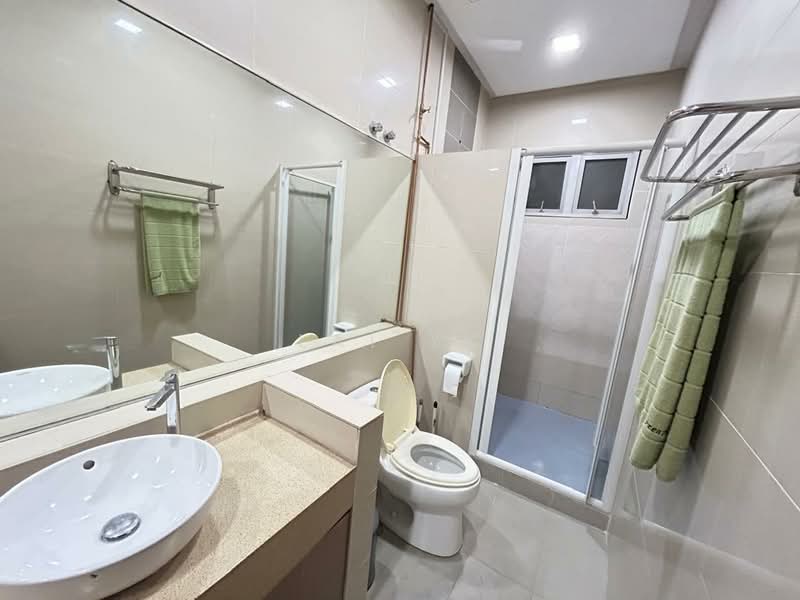 Rumah Teres 2 Tingkat untuk Dijual di Temasya Glenmarie (Glenmarie) - Lai YK - Bathroom - PropertyGuru.com.my