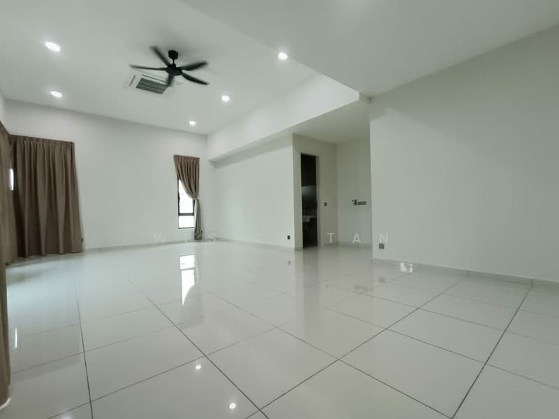 Rumah Berkembar untuk Dijual di Ujong Pasir (Melaka) - Wesley Tan - Living Room - PropertyGuru.com.my