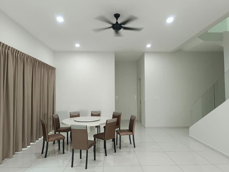 Rumah Berkembar untuk Dijual di Ujong Pasir (Melaka) - Wesley Tan - Dining Room - PropertyGuru.com.my