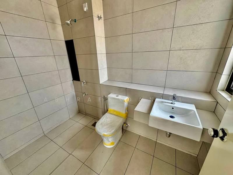 2-storey Terraced House for Sale in Bandar Bukit Raja (Klang) - Ashraff Daniel - Bathroom - PropertyGuru.com.my