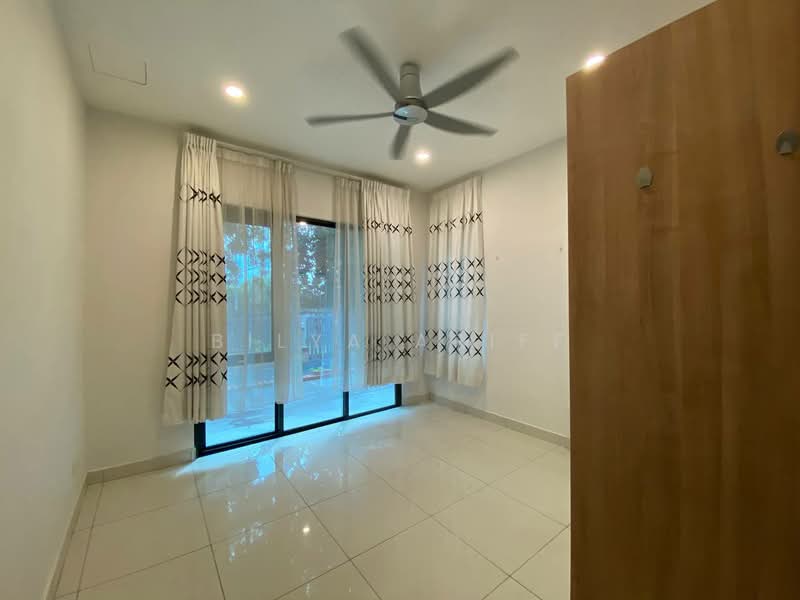 Semi-Detached House for Sale in Lepironia Gardens (Cyberjaya) - BILYA ARIFF - PropertyGuru.com.my
