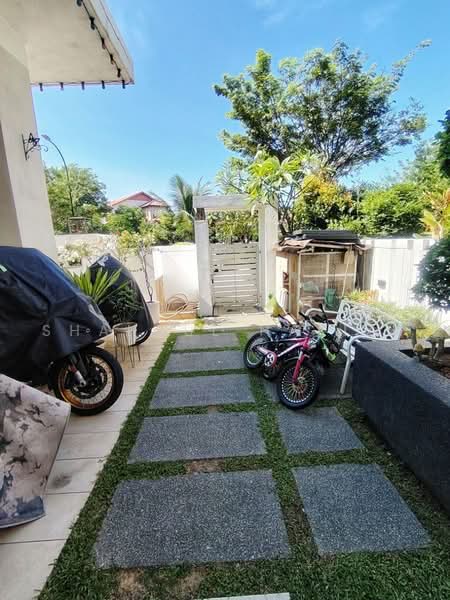 Semi-Detached House for Sale in Seksyen 35 (Shah Alam) - Shahrul Hafizi - Exterior - PropertyGuru.com.my