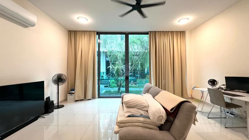 3-storey Terraced House for Sale in Bandar Nusaputra (Puchong) - Zul Hasif - PropertyGuru.com.my