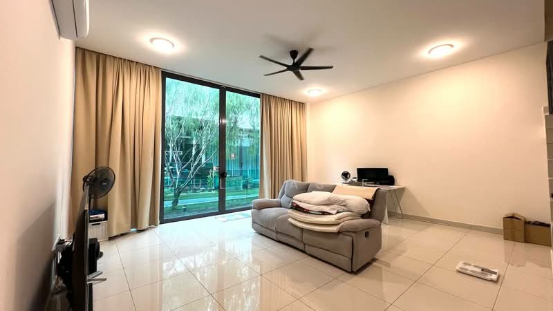 3-storey Terraced House for Sale in Bandar Nusaputra (Puchong) - Zul Hasif - PropertyGuru.com.my