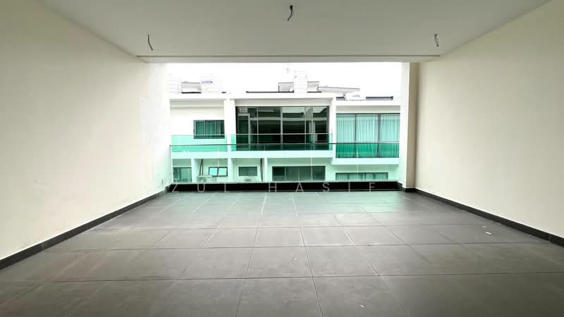 3-storey Terraced House for Sale in Bandar Nusaputra (Puchong) - Zul Hasif - PropertyGuru.com.my